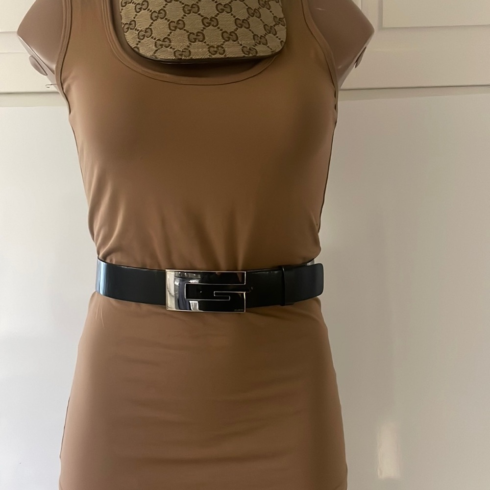 Authentic Black Leather Single G Gucci Belt!